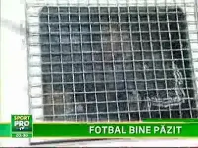 Umilinta SUPREMA! Marius Niculae a dat peste detinuti: Astia-s Steaua?