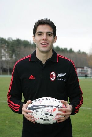 VIDEO: Ciocnirea gigantilor: AC Milan vs All Blacks!_4