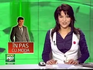 Mutu, super sexy! Vezi noua colectie de haine de iarna a lui Mutu