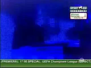 Undertaker si glumele bolnave ! A inchis-o pe Vickie Guerrero intr-un cosciug