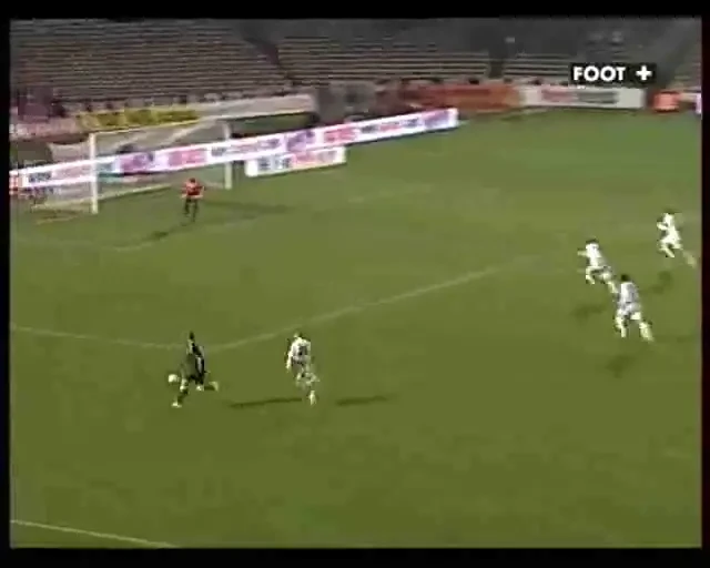 Yoann Gourcuff, idolul GAY din Franta, sarbatoreste GOL pe teren!