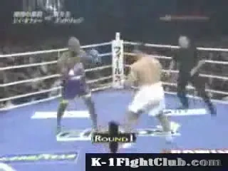 Vezi un meci de legenda: Ray Sefo vs Gary Goodridge K1 Dynamite 2004!