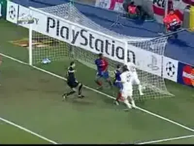 Gladki majoreaza diferenta pentru Sahtior!