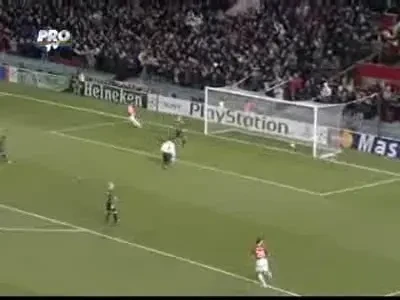 Egal de nu Tevez-i! United, lider: Manchester 2-2 Aalborg. Vezi rezumat: