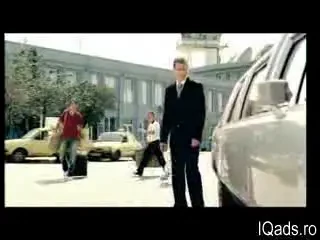 Senzational: Chivu isi dribleaza si fanii!