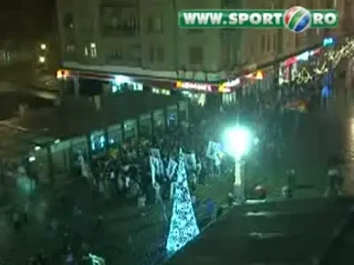 Suporterii Timisoarei au iesit iar in strada: De data asta in memoria victimelor Revolutiei 89!