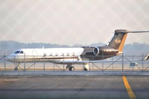 VIDEO: Isterie la Milano! Becks si Victoria, adevarate staruri!_4