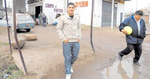 Vezi in ce mizerie traieste un campion in Argentina!_6