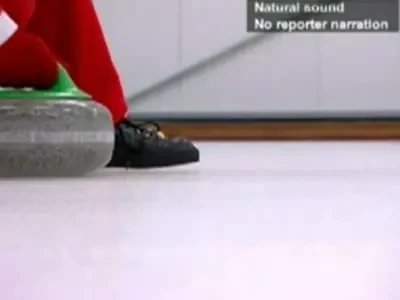 Mosu' nu mai vine: A ramas la o partida de CURLING!