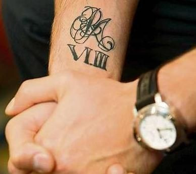 Mai tare ca Becks si Mutu! Naldo si-a tras un mega-tatuaj!_12