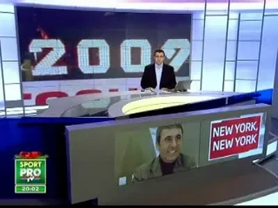 Vezi cum au petrecut Hagi si Mutu revelionul, aproape de familia Clinton!