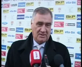 Chivorchian: Fiecare sa-si aleaga un loc in clasament, de la 2 in jos. Locul 1 el al lui Poli in 2009