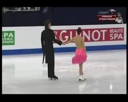A topit gheta la CE de patinaj dupa ce i-a alunecat...sanul!