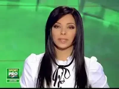 Boya traieste clipa! Si-a luat un telefon de aur, din banii de la Grenoble!