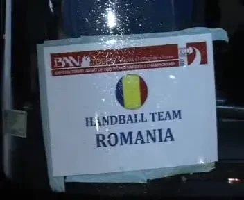 VIDEO: Nationala de handbal s-a intors in tara de la Mondiale! Trimite-le un mesaj