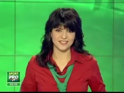 Australienii dau TONUL! Un cuplu face senzatie in aruncatul... pestelul inghetat! :)