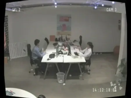 Cel mai tare ping pong... stand IN MAINI! :)) Vezi un clip TARE