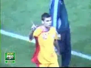 Mutu: Daca recidivez la accidentarea de la cot trebuie sa ma OPEREZ!