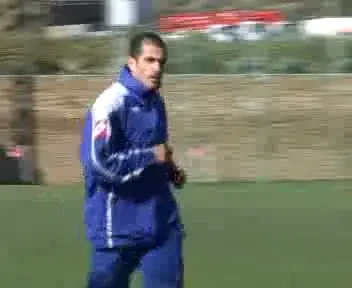 Balint e in mare forma! A jucat tenis cu piciorul, impreuna cu jucatorii Timisoarei!