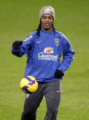 Amical ve(n)deta: Ronaldinho, Pato si Adriano versus Italia!_13