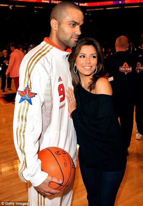 O'Neal si Bryant au facut spectacol in NBA All Star Game: Est 119 - 146 Vest! Eva Longoria si Beyonce in tribune!_6