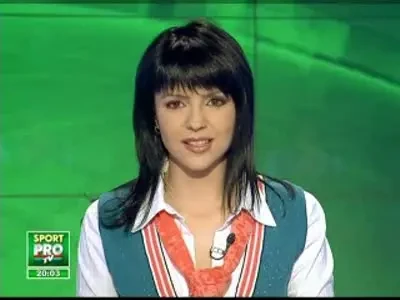 Gigi antrenor? Vezi cum isi intimideaza adversarii in timpul meciului :))