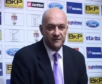 Probleme pentru Balint la Poli: Goga are fractura de tibie, Parks si Cisovsky sunt rupti