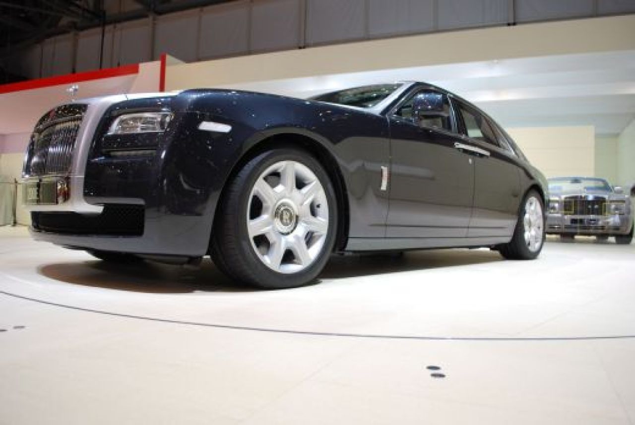 Rolls Royce 200EX prezentat oficial la Geneva 2009!_7