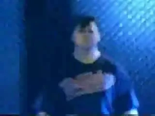 Cel mai nebun baiat de bani gata revine in ring!