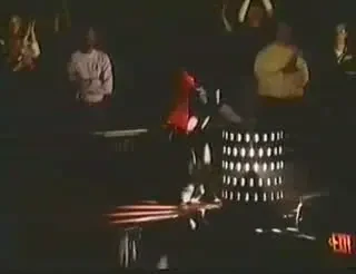 Melodie de campion! Vezi aici pe ce melodie a intrat Bute in ring cu Zuniga!