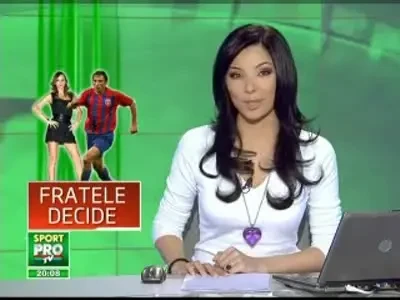 Sora lui Ogararu, Oana nu are voie sa se dezbrace la prezentari! Vezi de ce: