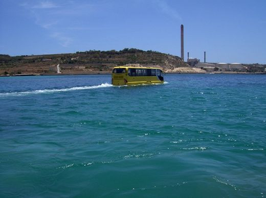 Vrei si tu? Amfibus, croaziera de lux in AUTOBUZ!_5