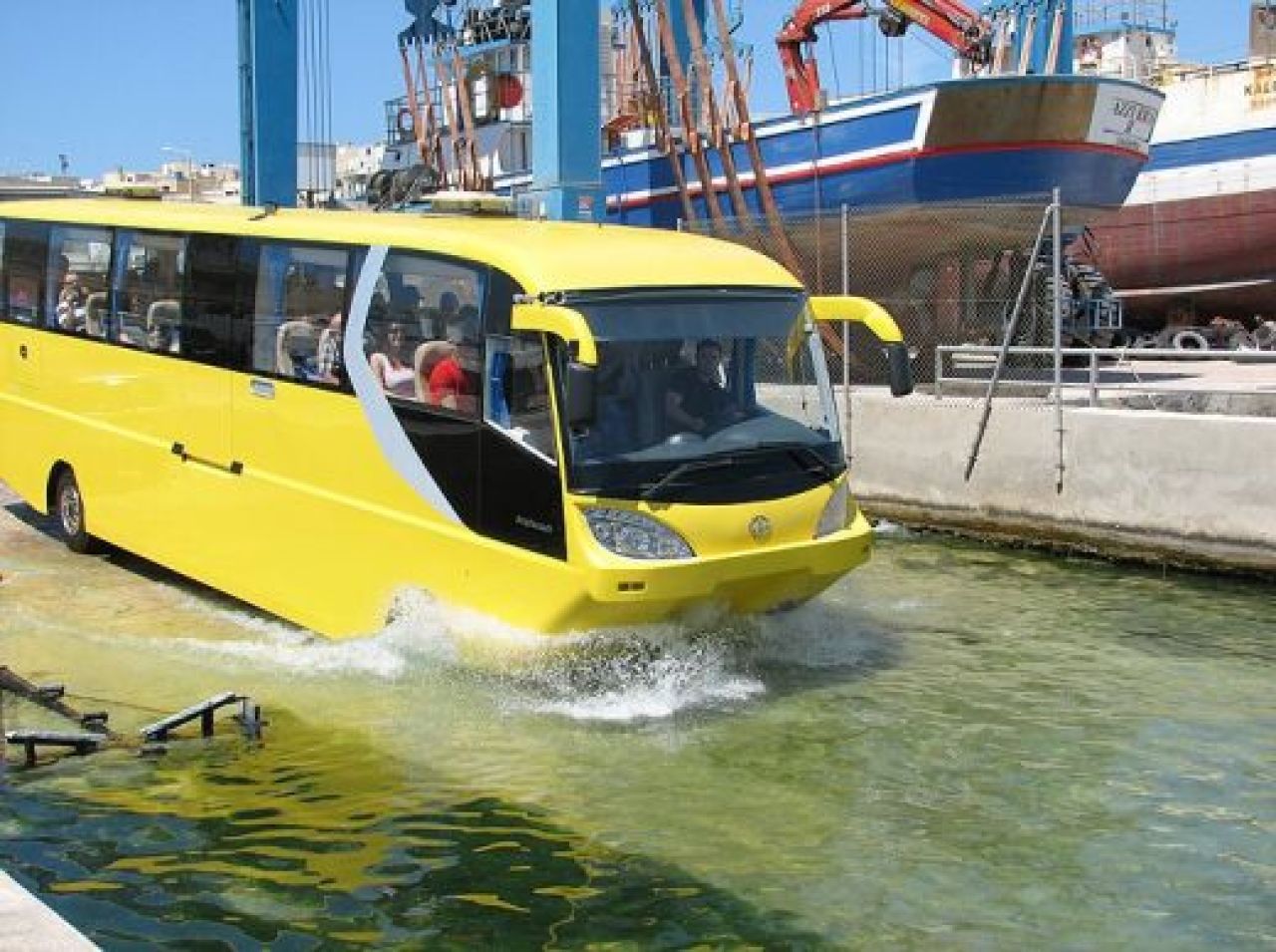 Vrei si tu? Amfibus, croaziera de lux in AUTOBUZ!_9