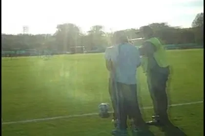 VIDEO: Messi si Maradona asaltati de fani la antrenament!