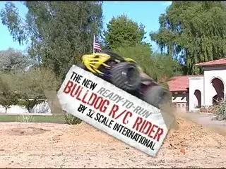 Cea mai tare jucarie pentru oamenii mari! Un mini monstru teleghidat!