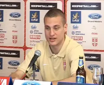 Starul lui Manchester, Vidic: Va fi ofensiva TOTALA din apartea Romaniei!