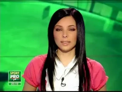 VIDEO: Pumni si fumigene! Batai intre sarbi si stewarzi la Romania - Serbia