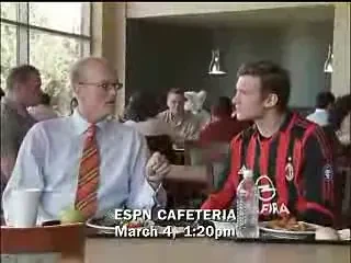 Shevchenko, driblat rau de ...logica: vezi care e diferenta dintre Soccer si Football!