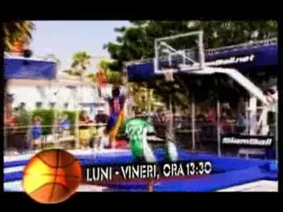 ZBOARA! Cele mai misto slamdunk-uri din lume! In fiecare zi, la 13:30!
