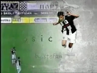 Refuzat de Timisoara, Tosic de la Manchester a invatat fotbalul langa Romania. Vezi ce poate sarbul!