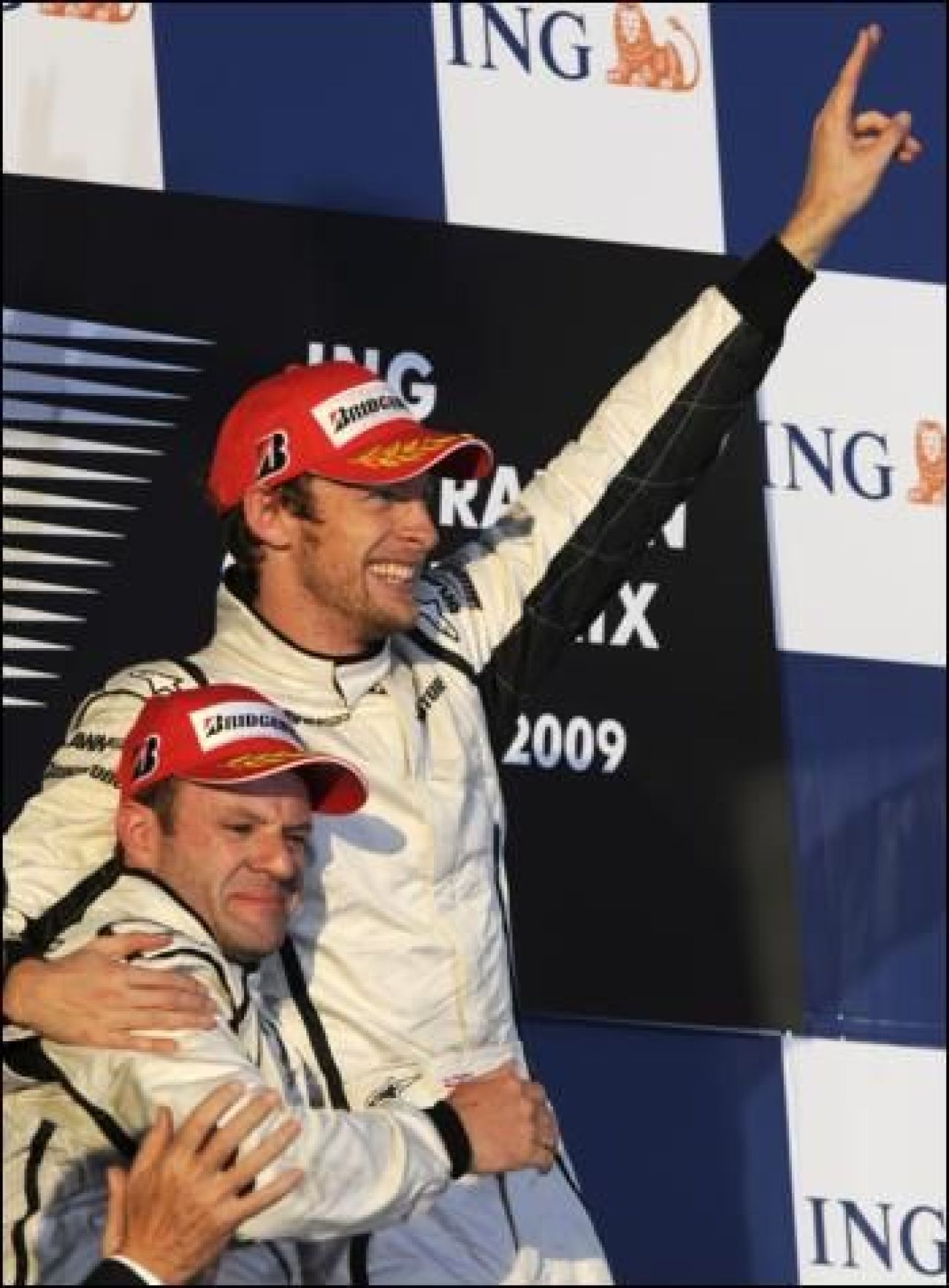 FOTO / Imposibilul este NIMIC: va deveni Button campion mondial sub geniul lui Brawn?_2