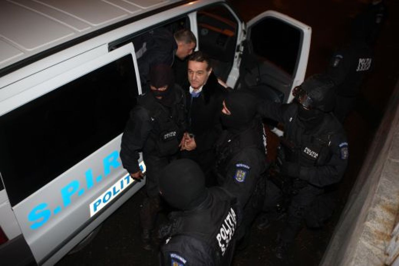 De la extaz la agonie: in IMAGINI viata lui Becali in ultimele 24 de ore!_7