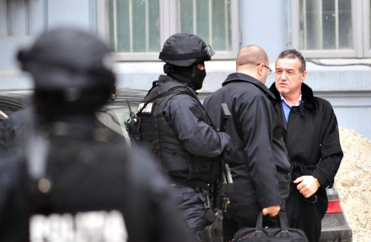 De la extaz la agonie: in IMAGINI viata lui Becali in ultimele 24 de ore!_9