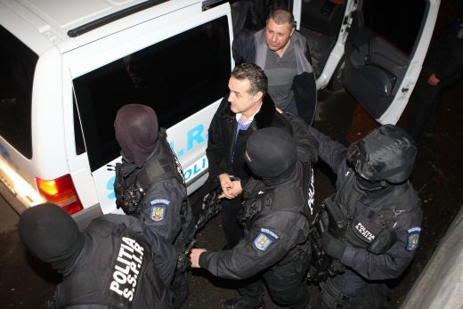 De la extaz la agonie: in IMAGINI viata lui Becali in ultimele 24 de ore!_18