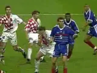 Vezi cele HAIOSE 20 de momente din fotbal: