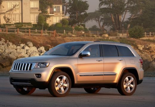 Vezi cum arata noua generatie Jeep Grand Cherokee pentru 2011, prezentat la New York!_7
