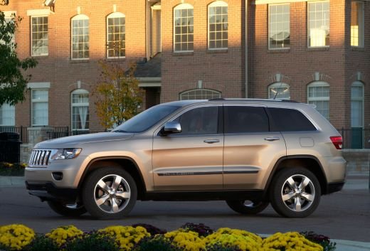 Vezi cum arata noua generatie Jeep Grand Cherokee pentru 2011, prezentat la New York!_12