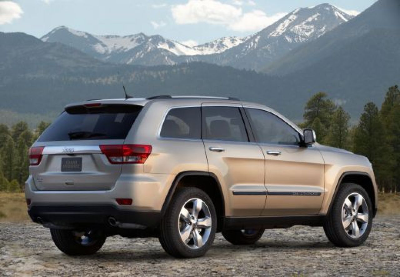 Vezi cum arata noua generatie Jeep Grand Cherokee pentru 2011, prezentat la New York!_14