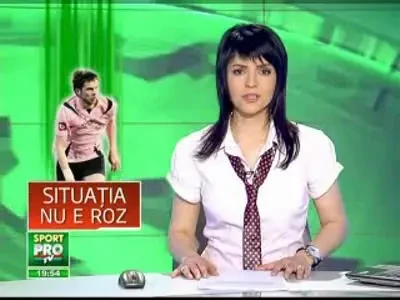 Fanii Rapidului catre jucatori: Fetitele in roz au facut un blat pufos