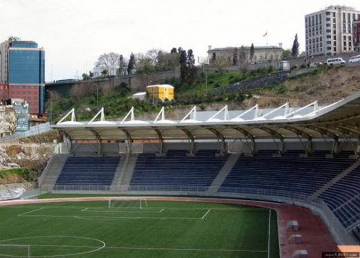Craiova si Dinamo nu au unde juca! Vezi ce stadioane construiesc turcii:_4